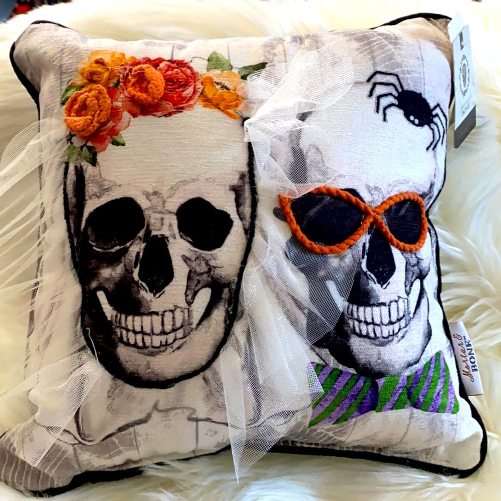 Halloween Skulls Husband & Wife Pillow Brand New